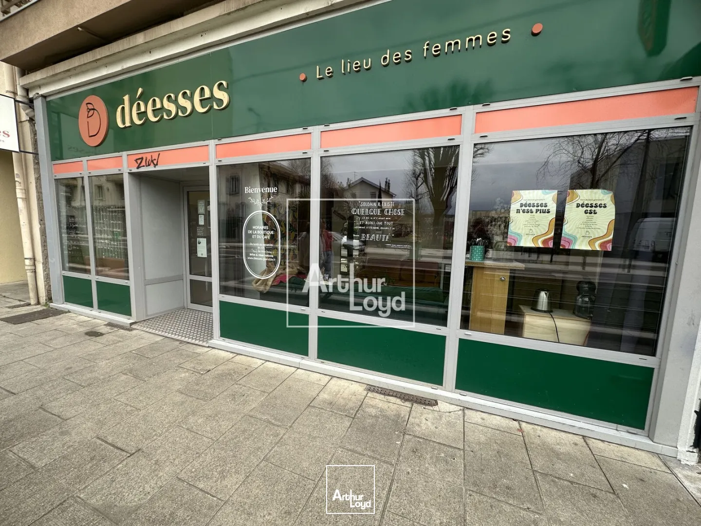 Locaux commerciaux - Location - GRENOBLE - 38100 - 110-110 - 7659438