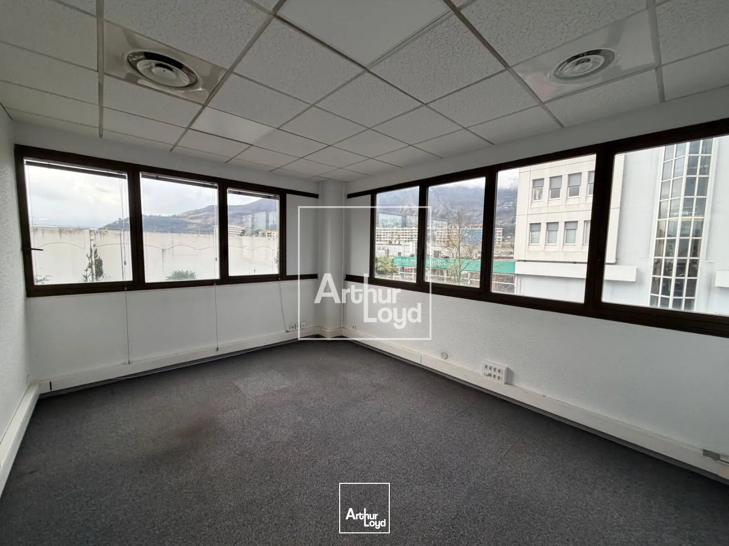 Bureaux - Location - MEYLAN - 38240 - 180-180 - 7659531