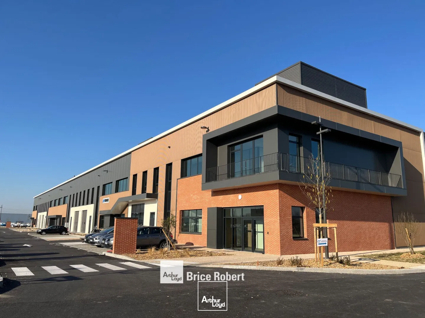 Locaux d'activité & Entrepôts - Location - SAINT PRIEST - 69800 - 0-10293 - 7659964