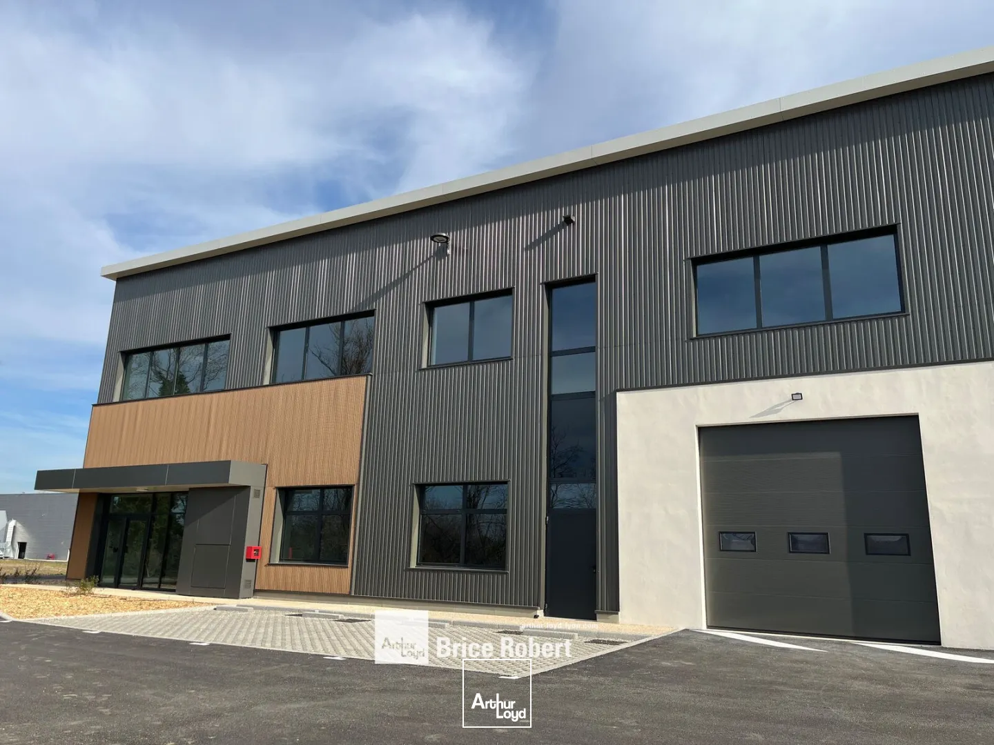 Locaux d'activité & Entrepôts - Location - SAINT PRIEST - 69800 - 0-10293 - 7659968