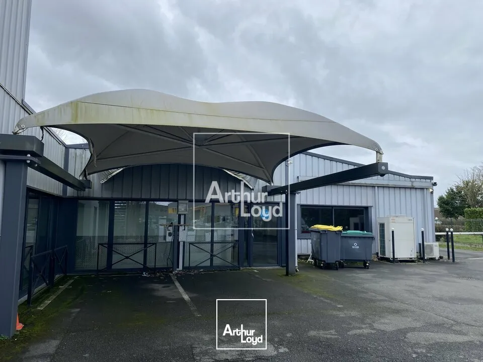 Locaux d'activité & Entrepôts - Vente - MOISSY-CRAMAYEL - 77550 - 650-650 - 7660646