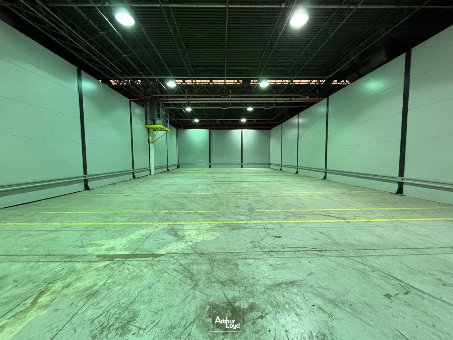 Locaux d'activité & Entrepôts - Location - MONTATAIRE - 60160 - 330-1256 - 7660791