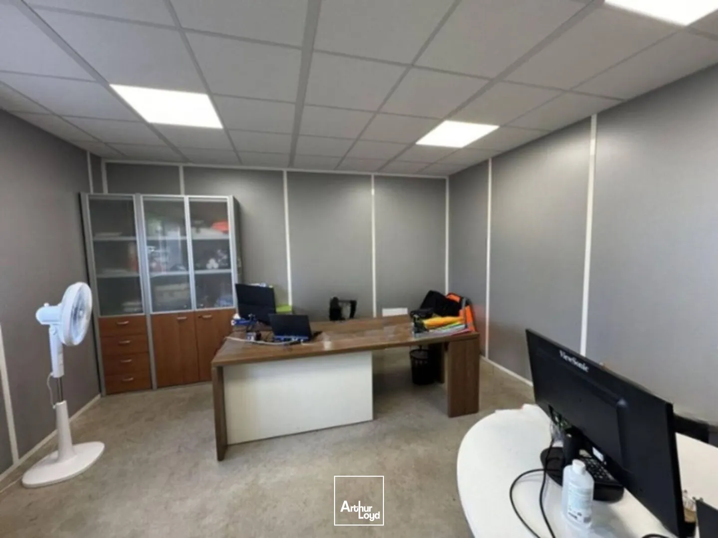 Locaux d'activité & Entrepôts - Location - SORBIERS - 42290 - 218-218 - 7661074