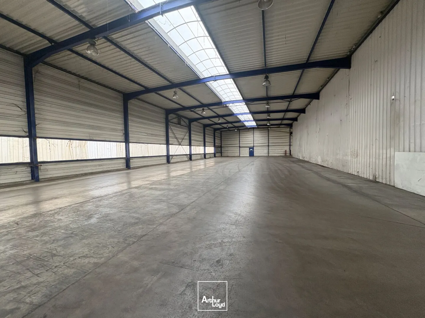 Locaux d'activité & Entrepôts - Location - SAINT CYR EN VAL - 45590 - 1556.31-1556.31 - 7661120