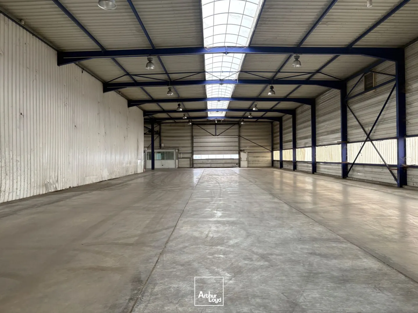Locaux d'activité & Entrepôts - Location - SAINT CYR EN VAL - 45590 - 1556.31-1556.31 - 7661122
