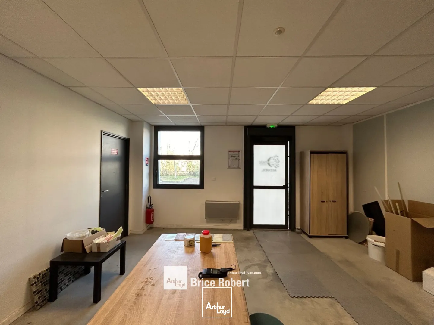 Locaux d'activité & Entrepôts - Location - SAINT PRIEST - 69800 - 941-941 - 7661382