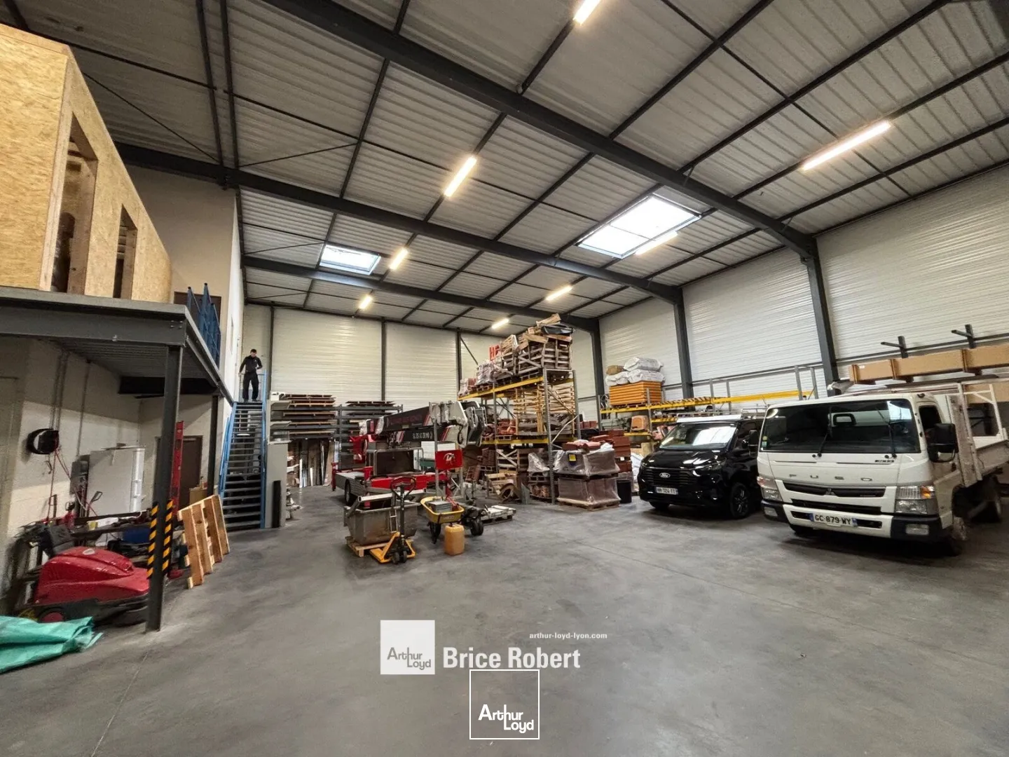 Locaux d'activité & Entrepôts - Location - VOURLES - 69390 - 653-653 - 7661401