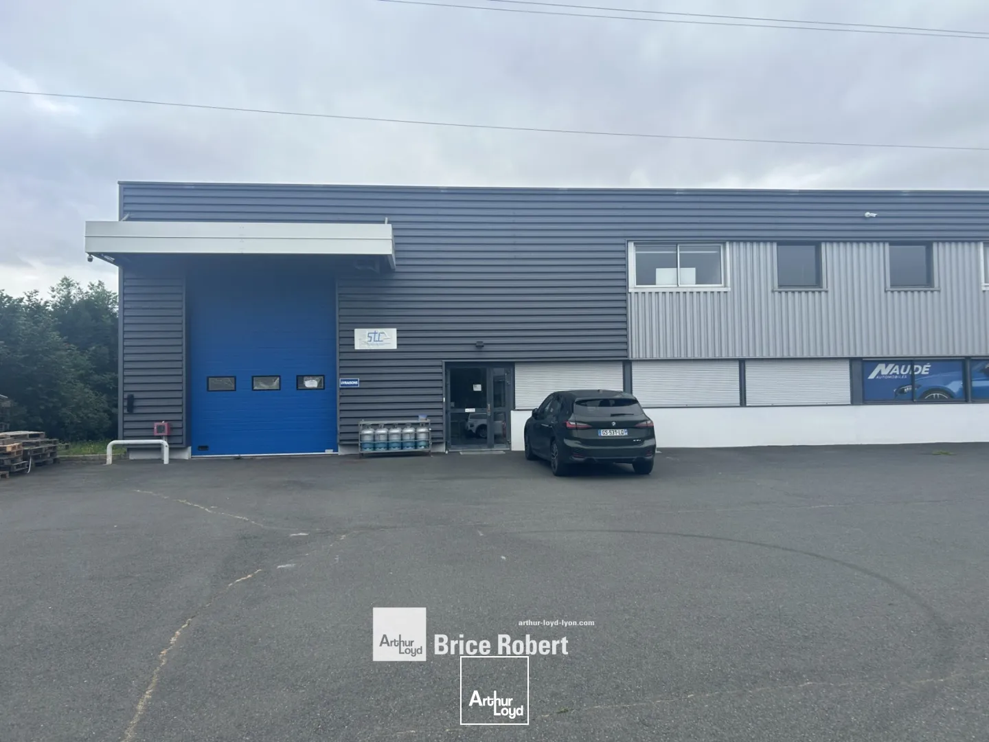 Locaux d'activité & Entrepôts - Location - LOZANNE - 69380 - 448-448 - 7661414