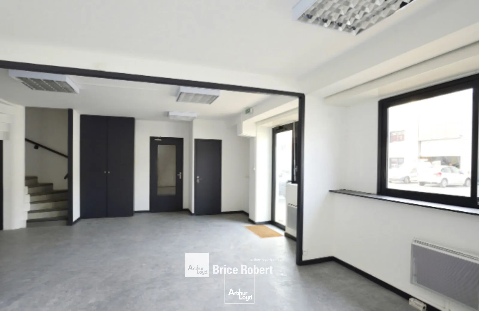 Locaux d'activité & Entrepôts - Location - VILLEURBANNE - 69100 - 275-1502 - 7661433