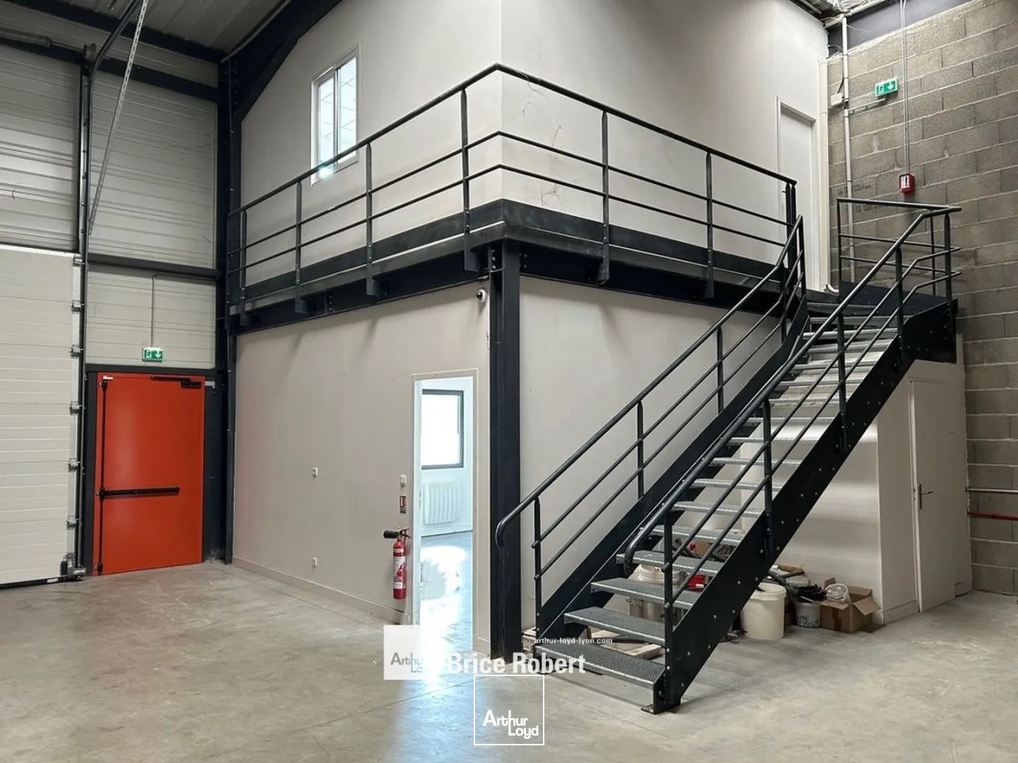 Locaux d'activité & Entrepôts - Vente - CIVRIEUX - 01390 - 131-131 - 7661437