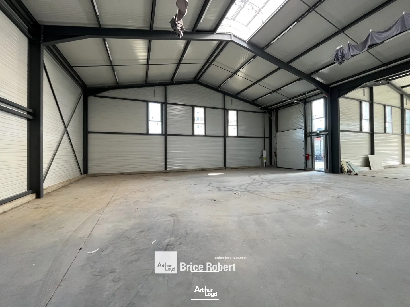 Locaux d'activité & Entrepôts - Location - CHASSIEU - 69680 - 360-360 - 7661445