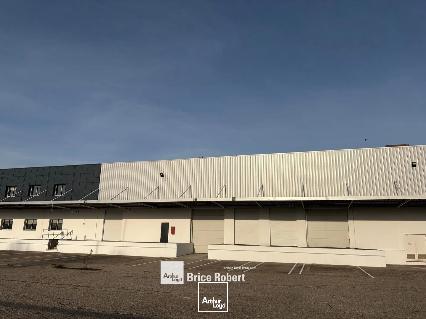 Locaux d'activité & Entrepôts - Location - CORBAS - 69960 - 6056-12445 - 7661458