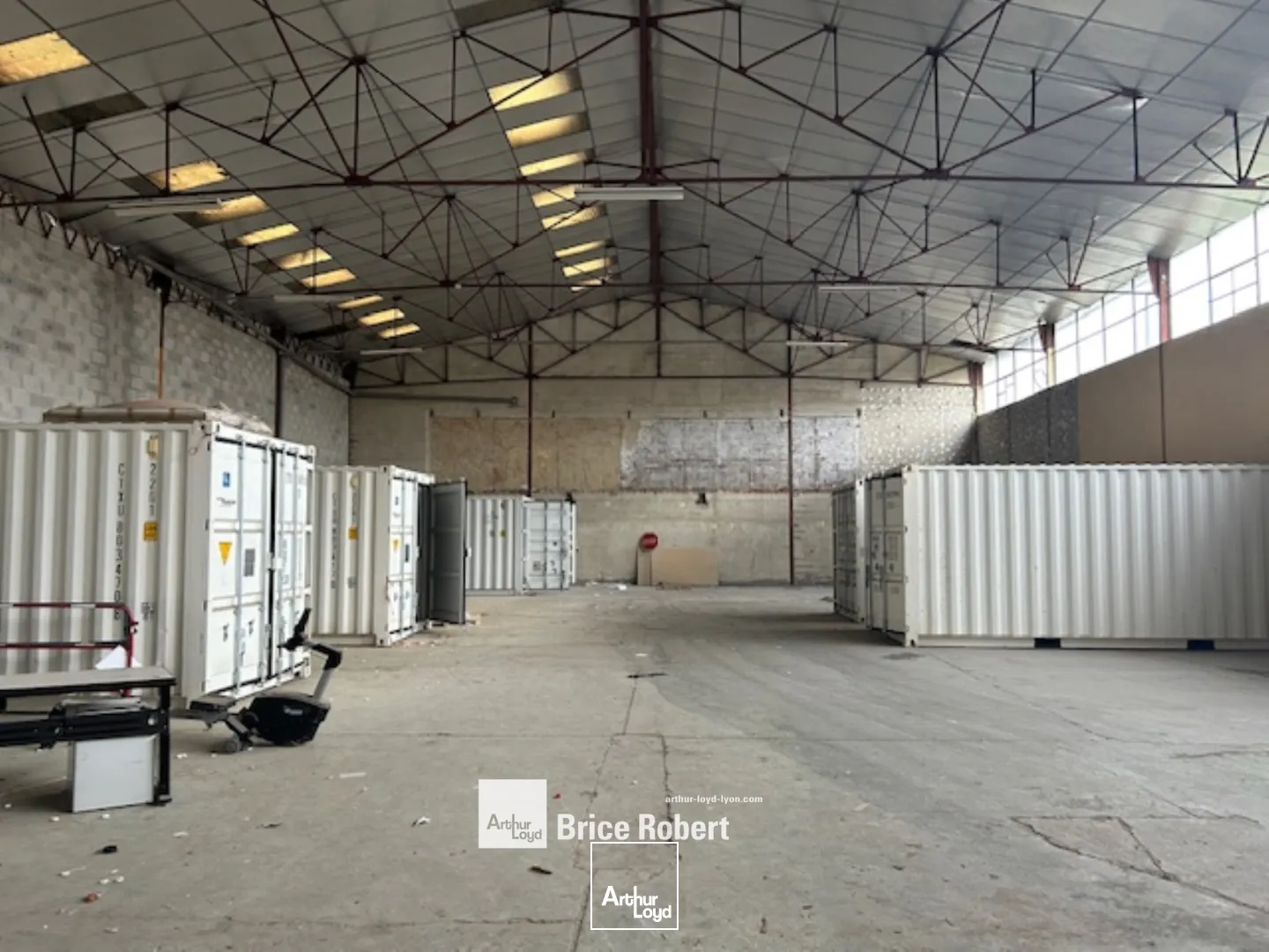 Locaux d'activité & Entrepôts - Location - DECINES CHARPIEU - 69150 - 420-3162 - 7661481