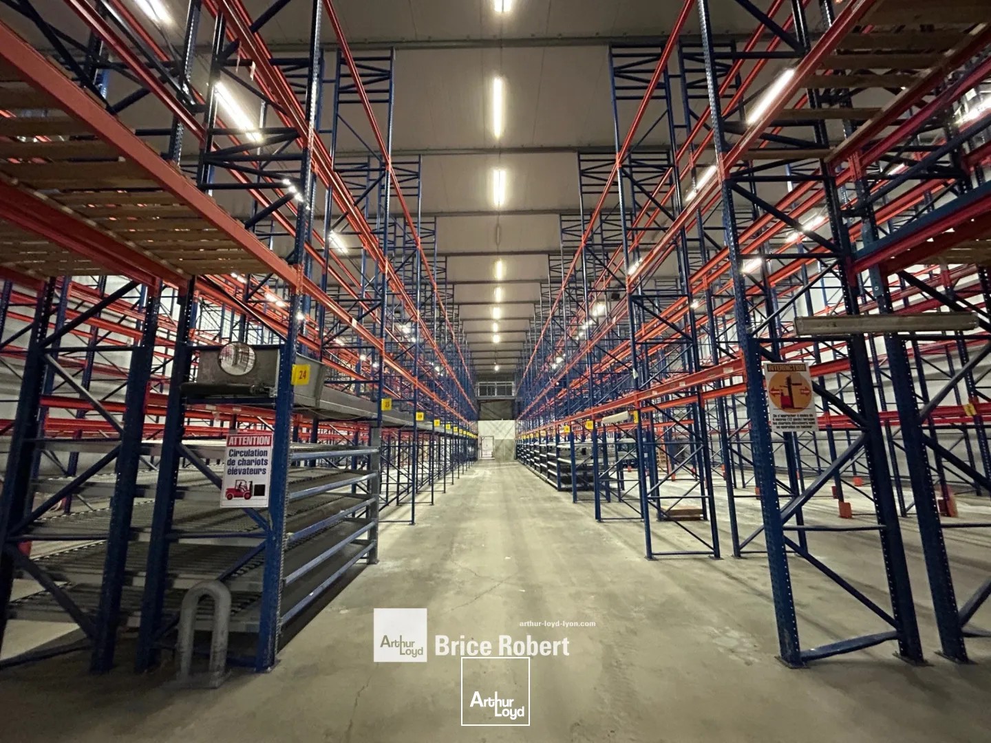 Locaux d'activité & Entrepôts - Vente - CIVRIEUX D'AZERGUES - 69380 - 5468-5468 - 7661494