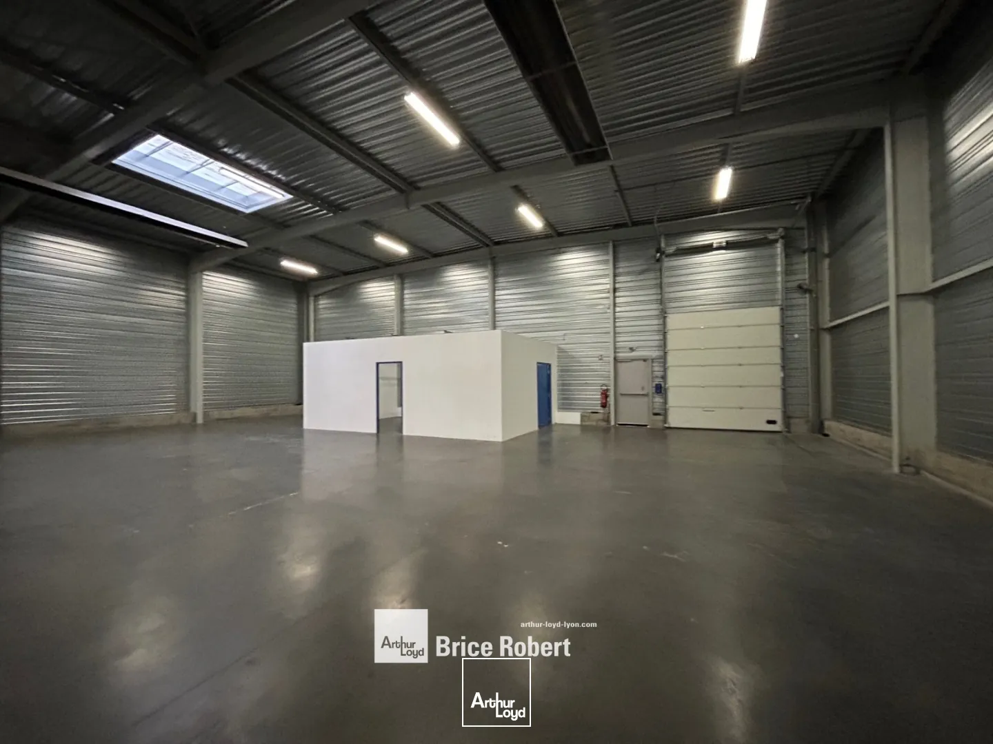 Locaux d'activité & Entrepôts - Location - VOURLES - 69390 - 870-870 - 7661509