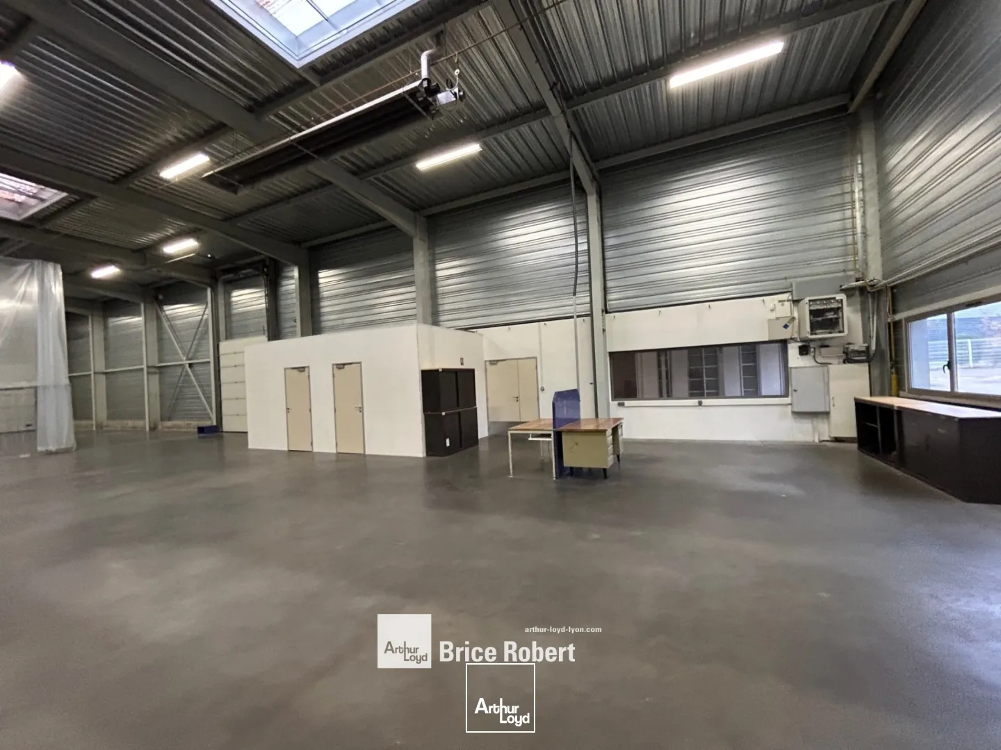 Locaux d'activité & Entrepôts - Location - VOURLES - 69390 - 870-870 - 7661510