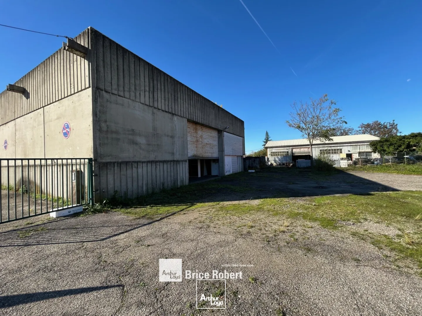 Locaux d'activité & Entrepôts - Vente - SAINT PRIEST - 69800 - 1500-1500 - 7661521