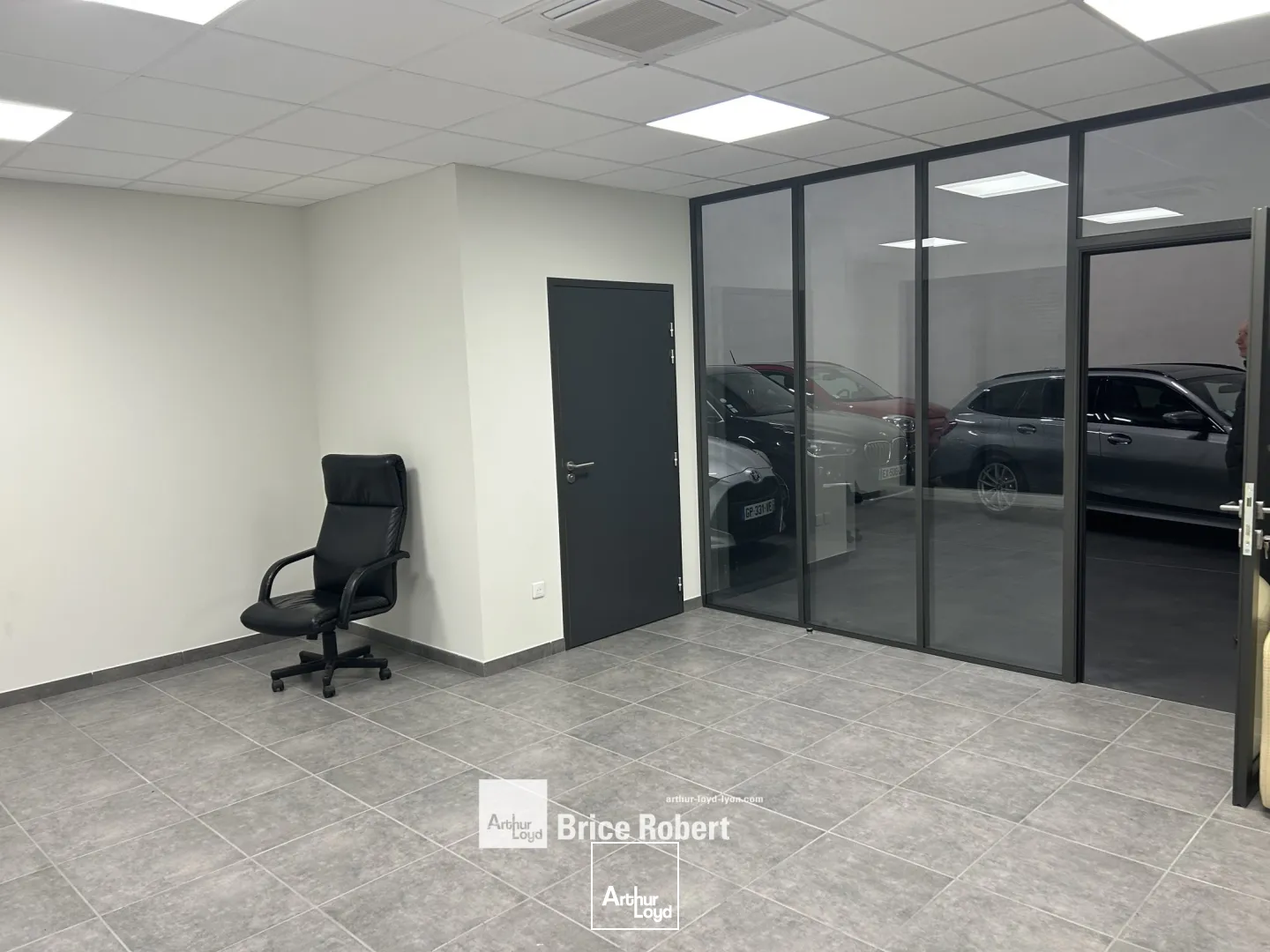 Locaux d'activité & Entrepôts - Location - CHASSIEU - 69680 - 229-229 - 7661567