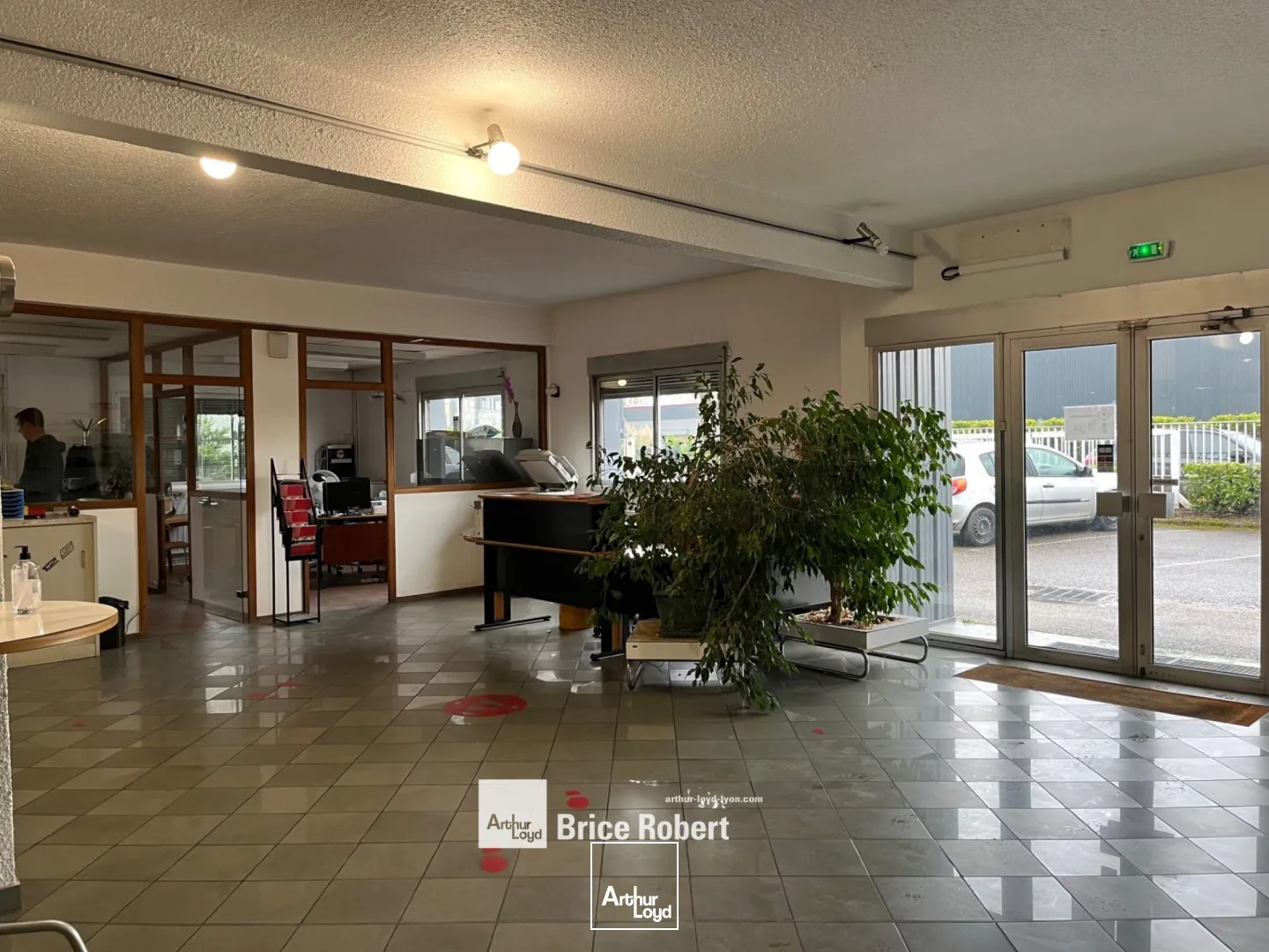 Locaux d'activité & Entrepôts - Location - CHASSIEU - 69680 - 1500-1500 - 7661572