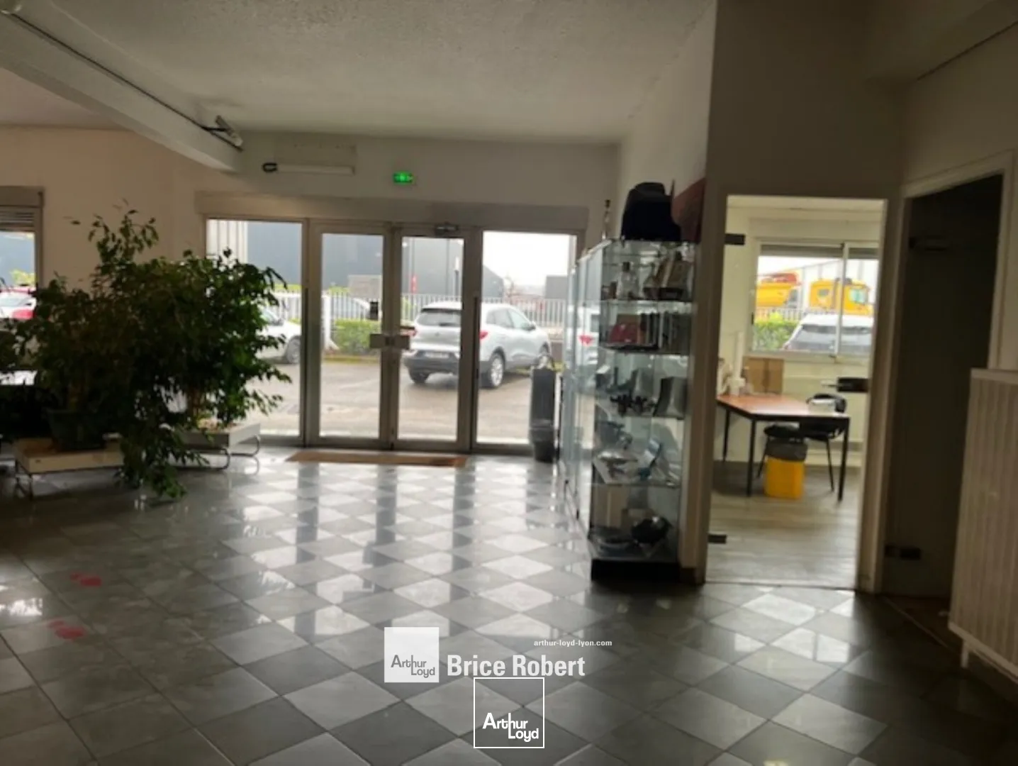 Locaux d'activité & Entrepôts - Location - CHASSIEU - 69680 - 1500-1500 - 7661575