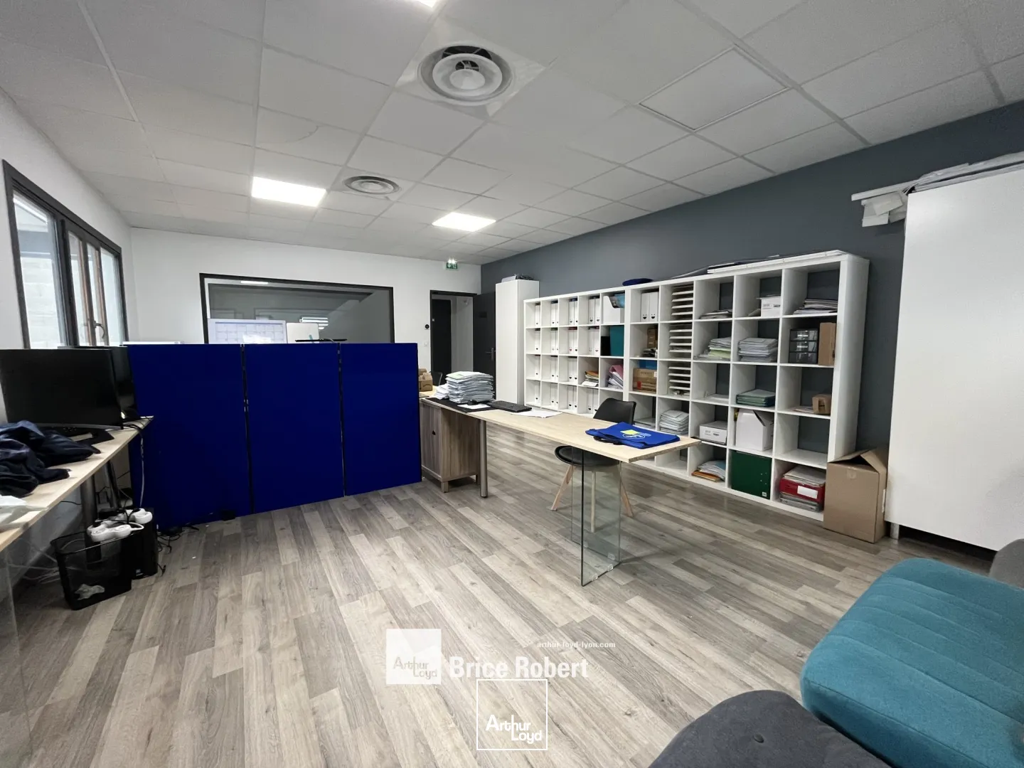 Locaux d'activité & Entrepôts - Location - SATHONAY CAMP - 69580 - 230-230 - 7661601