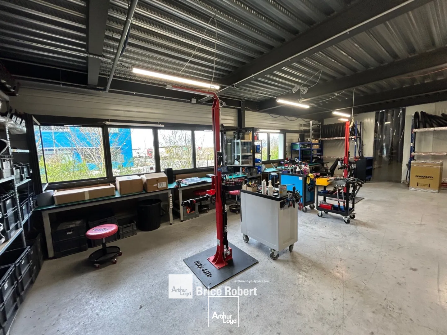 Locaux d'activité & Entrepôts - Location - JONAGE - 69330 - 840-840 - 7661614