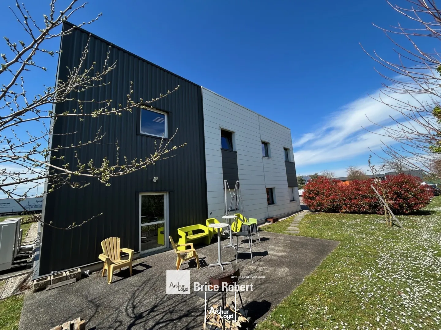 Locaux d'activité & Entrepôts - Vente - JANNEYRIAS - 38280 - 960-960 - 7661643