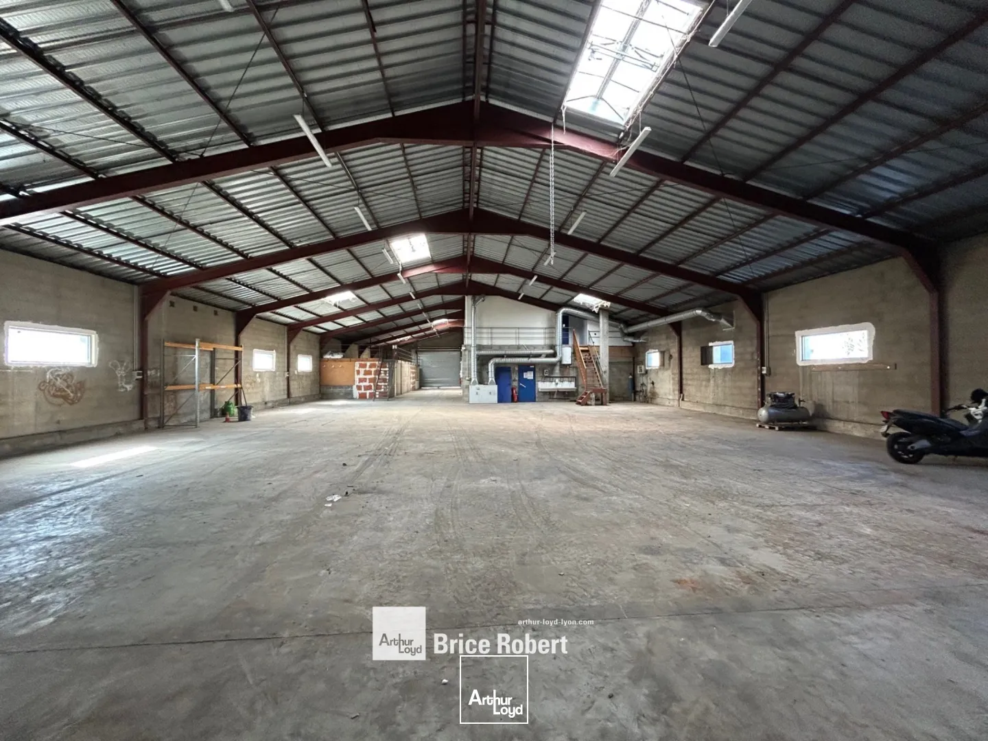 Locaux d'activité & Entrepôts - Location - IRIGNY - 69540 - 1230-1230 - 7661646