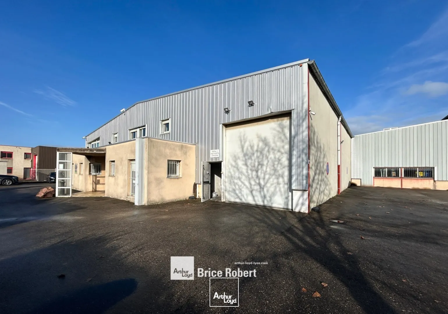 Locaux d'activité & Entrepôts - Location - CHASSIEU - 69680 - 1500-1500 - 7661661