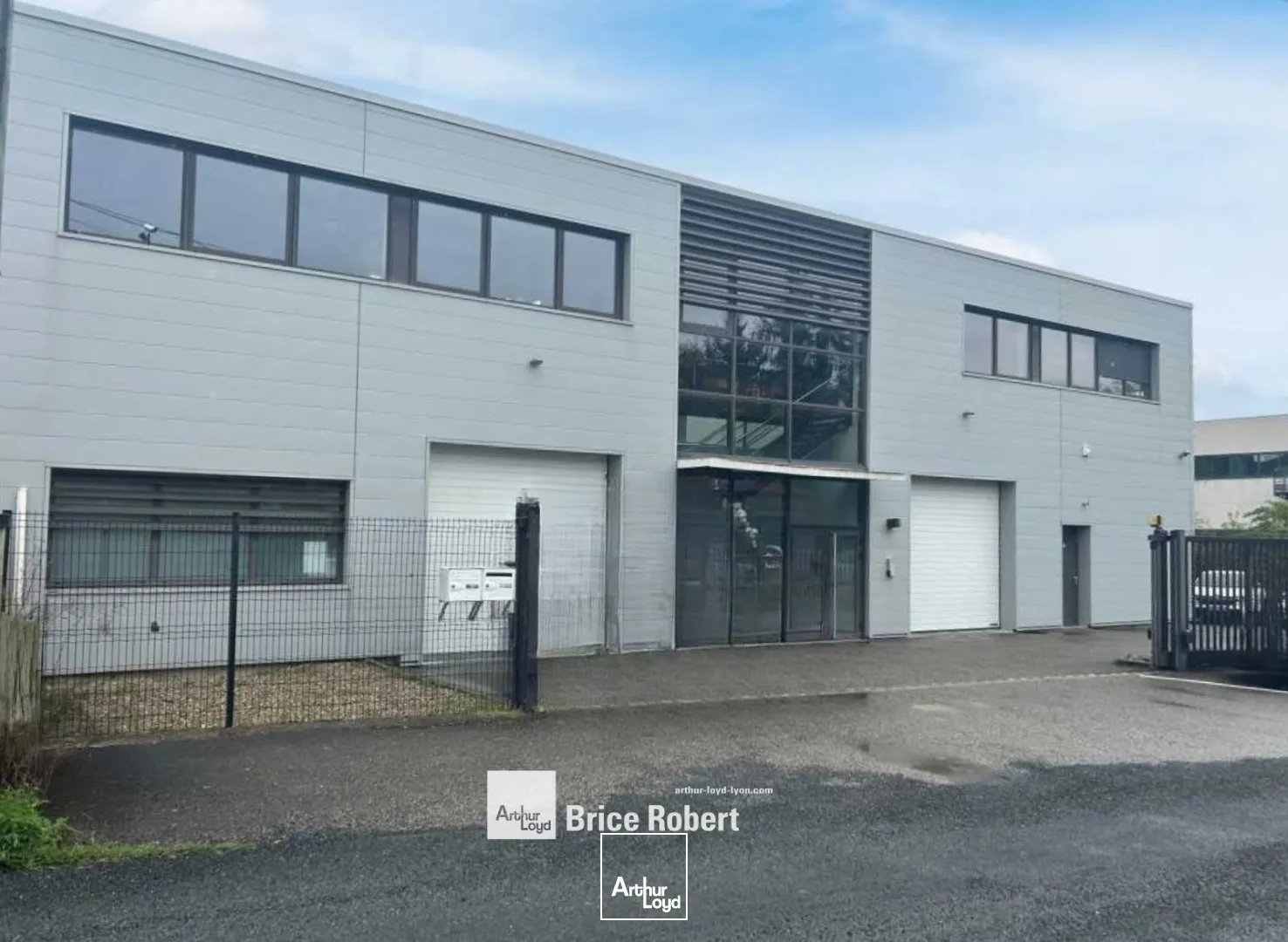 Locaux d'activité & Entrepôts - Vente - CHAMPAGNE AU MONT D'OR - 69410 - 288-288 - 7661662