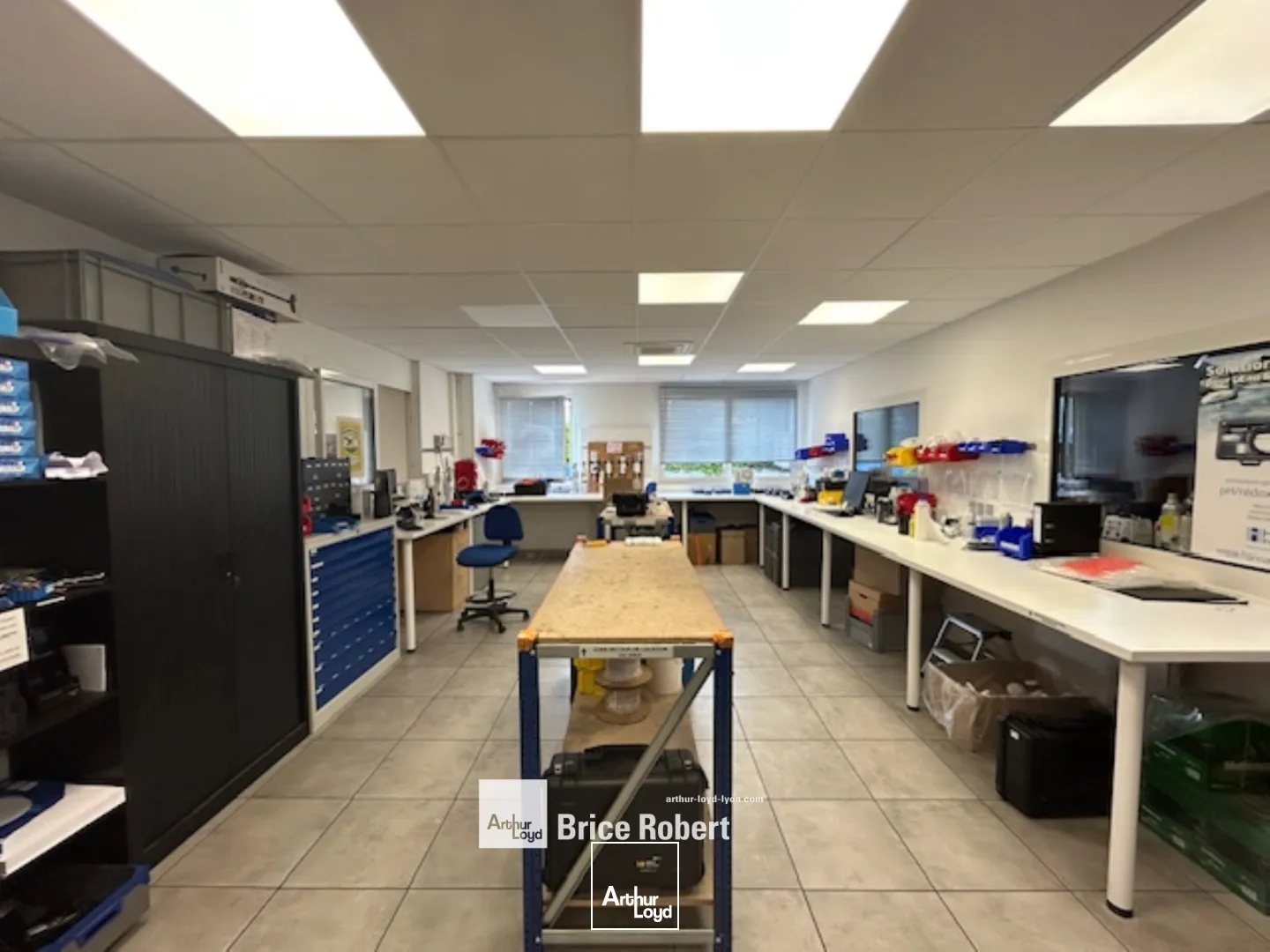 Locaux d'activité & Entrepôts - Location - MESSIMY - 69510 - 1336-1336 - 7661671