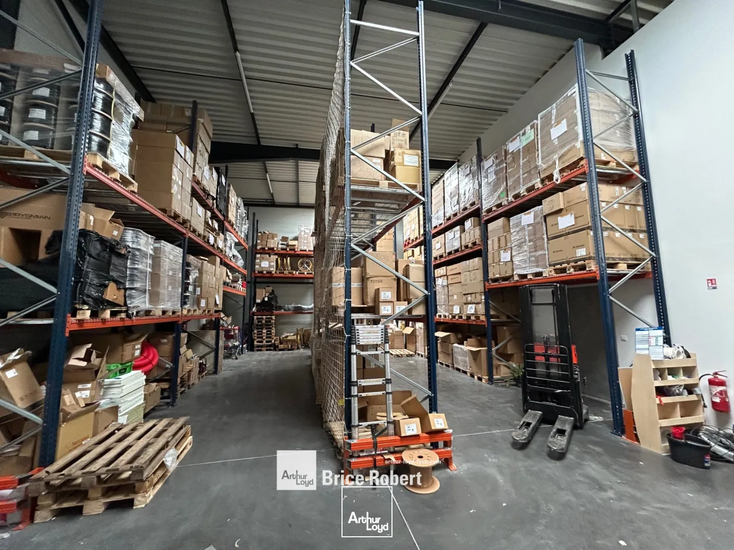 Locaux d'activité & Entrepôts - Vente - MEYZIEU - 69330 - 435-435 - 7661684