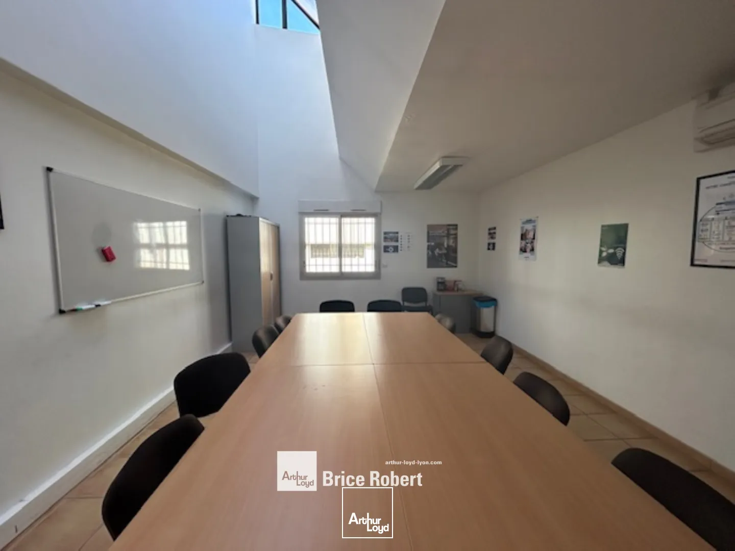 Locaux d'activité & Entrepôts - Vente - CHASSIEU - 69680 - 1354-1354 - 7661745