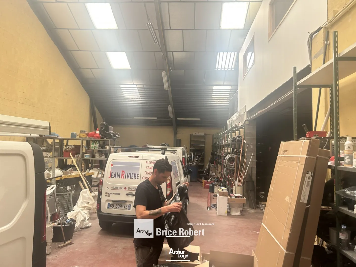 Locaux d'activité & Entrepôts - Location - VAULX EN VELIN - 69120 - 407-407 - 7661756