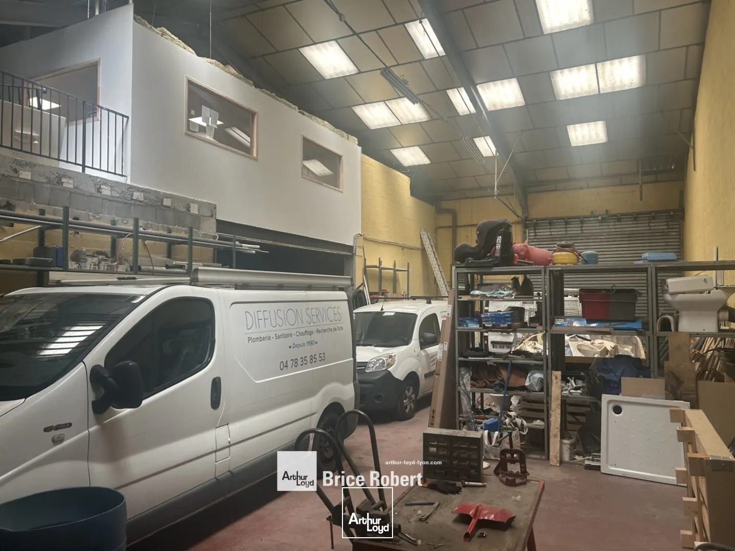 Locaux d'activité & Entrepôts - Location - VAULX EN VELIN - 69120 - 407-407 - 7661758