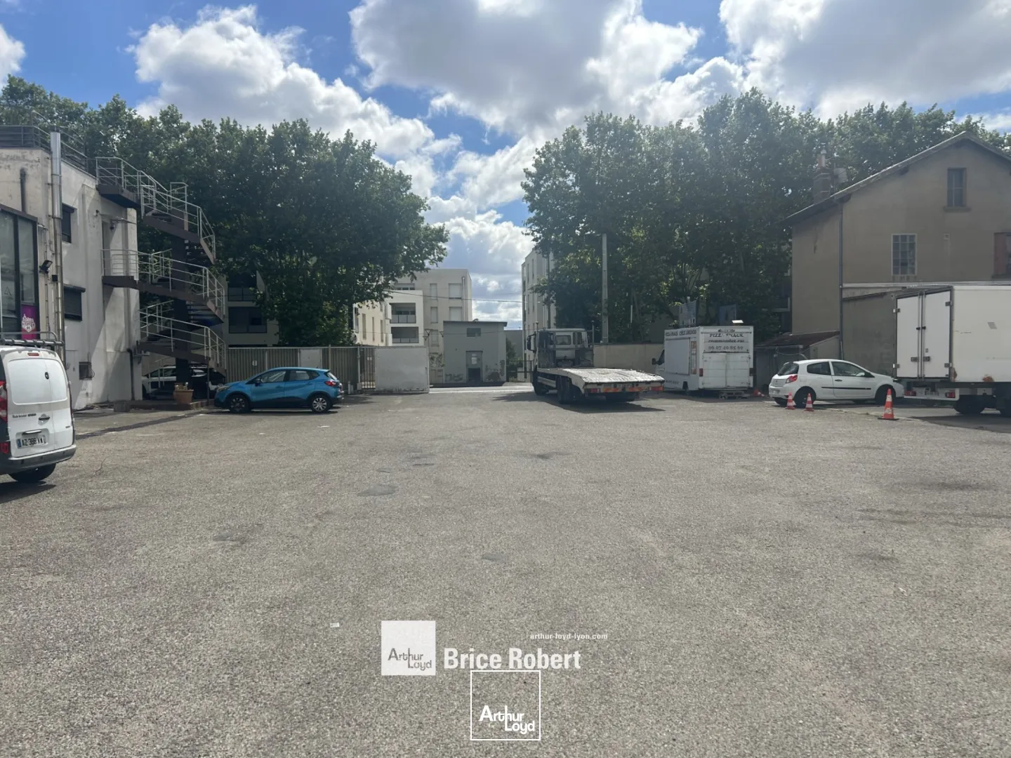 Locaux d'activité & Entrepôts - Location - VAULX EN VELIN - 69120 - 450-450 - 7661771