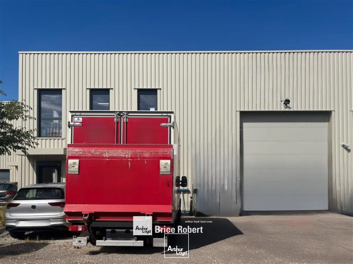 Locaux d'activité & Entrepôts - Location - DECINES CHARPIEU - 69150 - 325-325 - 7661777