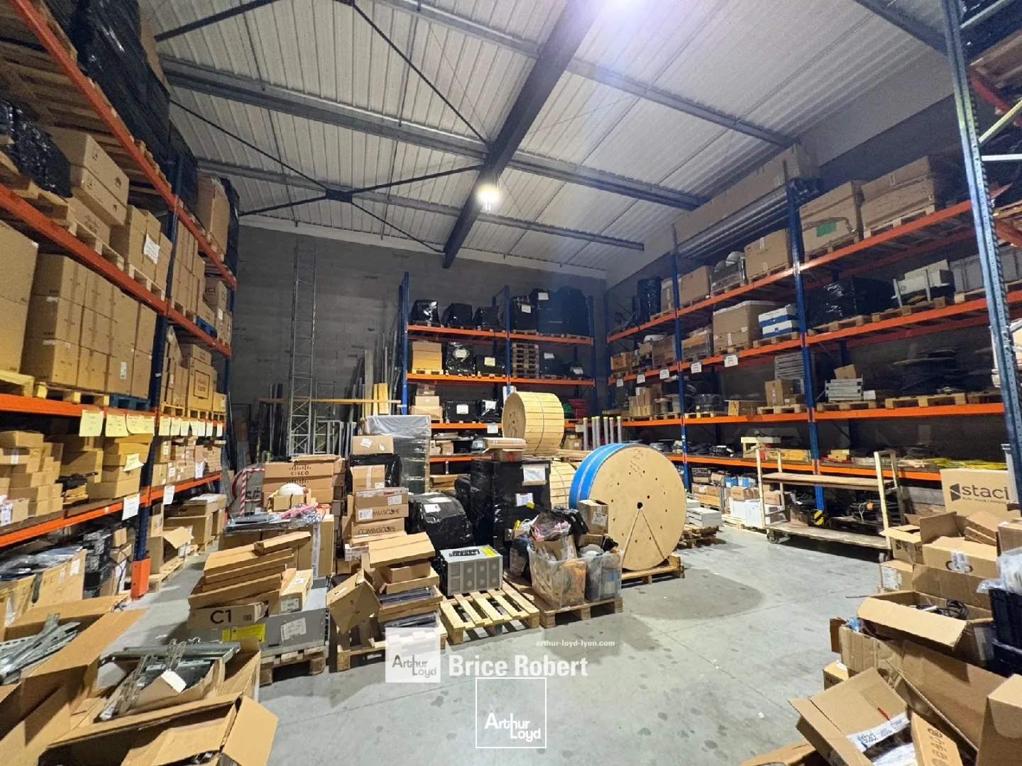 Locaux d'activité & Entrepôts - Vente - VAULX MILIEU - 38090 - 398-398 - 7661828