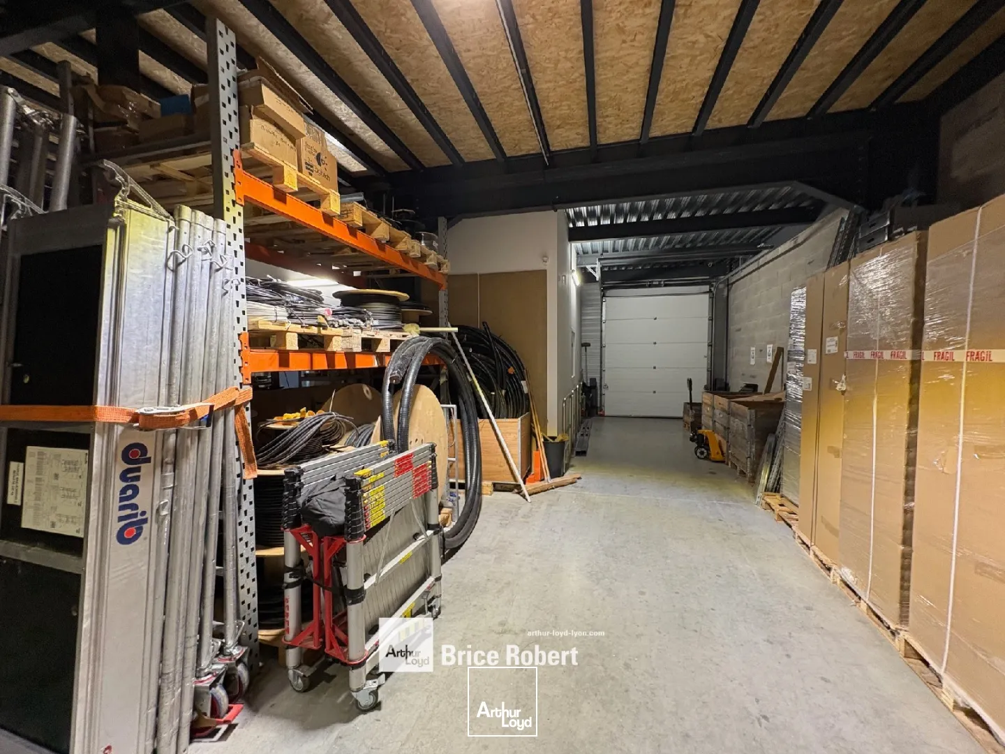 Locaux d'activité & Entrepôts - Vente - VAULX MILIEU - 38090 - 398-398 - 7661829