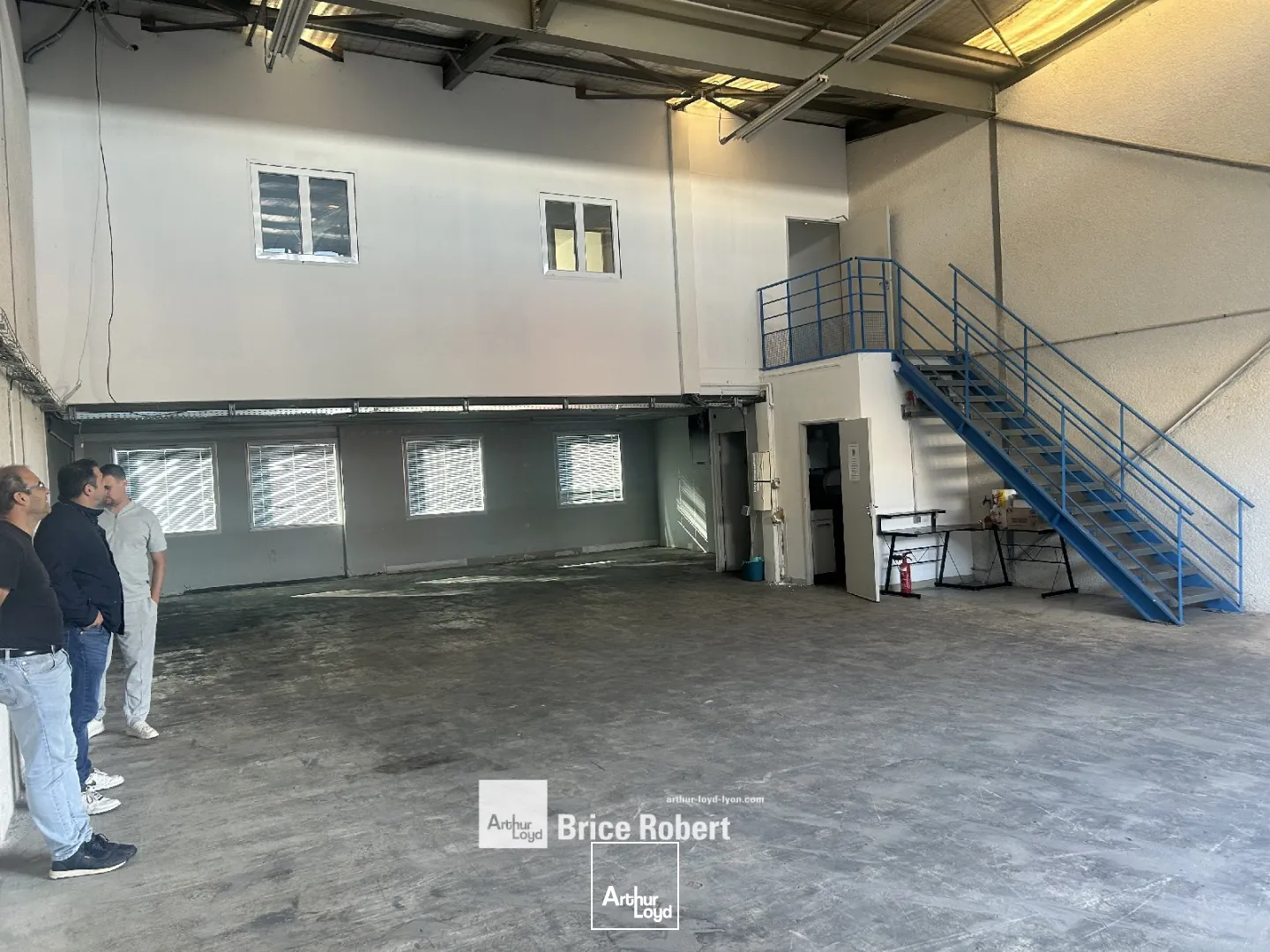 Locaux d'activité & Entrepôts - Location - BRIGNAIS - 69530 - 230-230 - 7661844