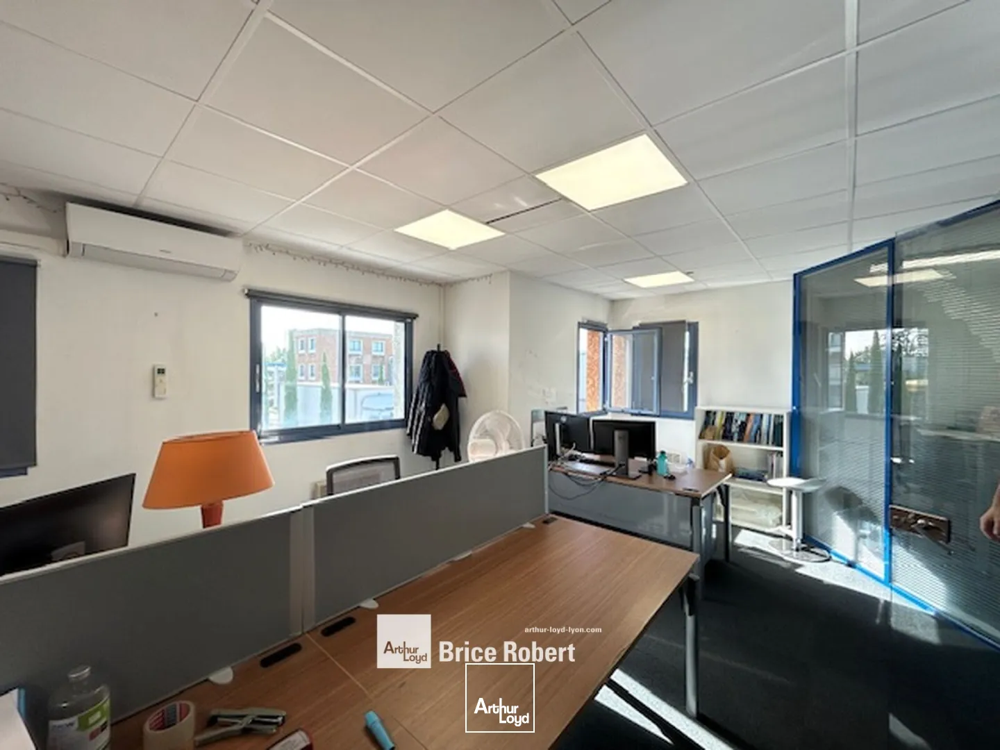 Locaux d'activité & Entrepôts - Location - CHASSIEU - 69680 - 1600-1600 - 7661854