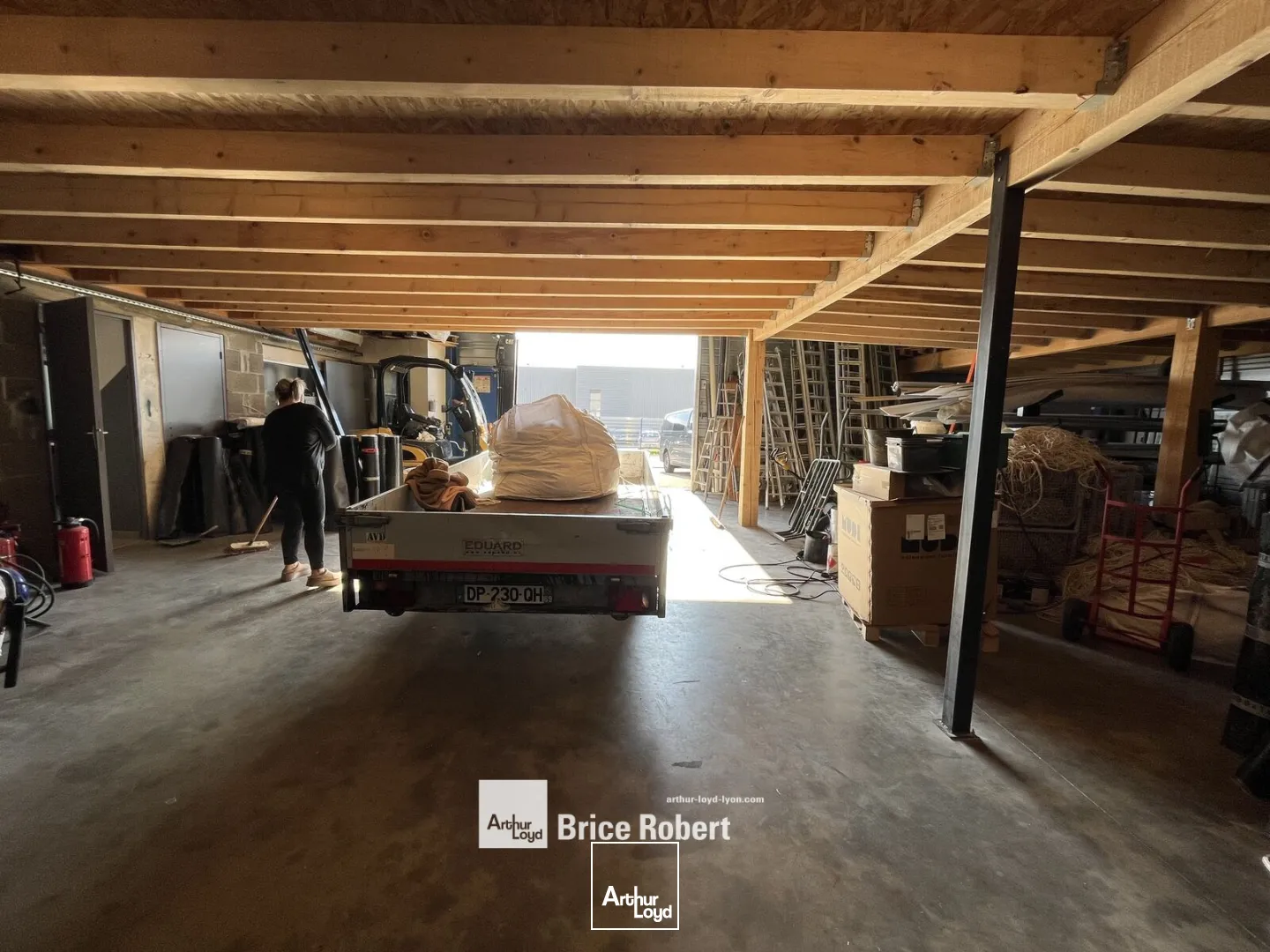 Locaux d'activité & Entrepôts - Location - MORNANT - 69440 - 330-330 - 7661891