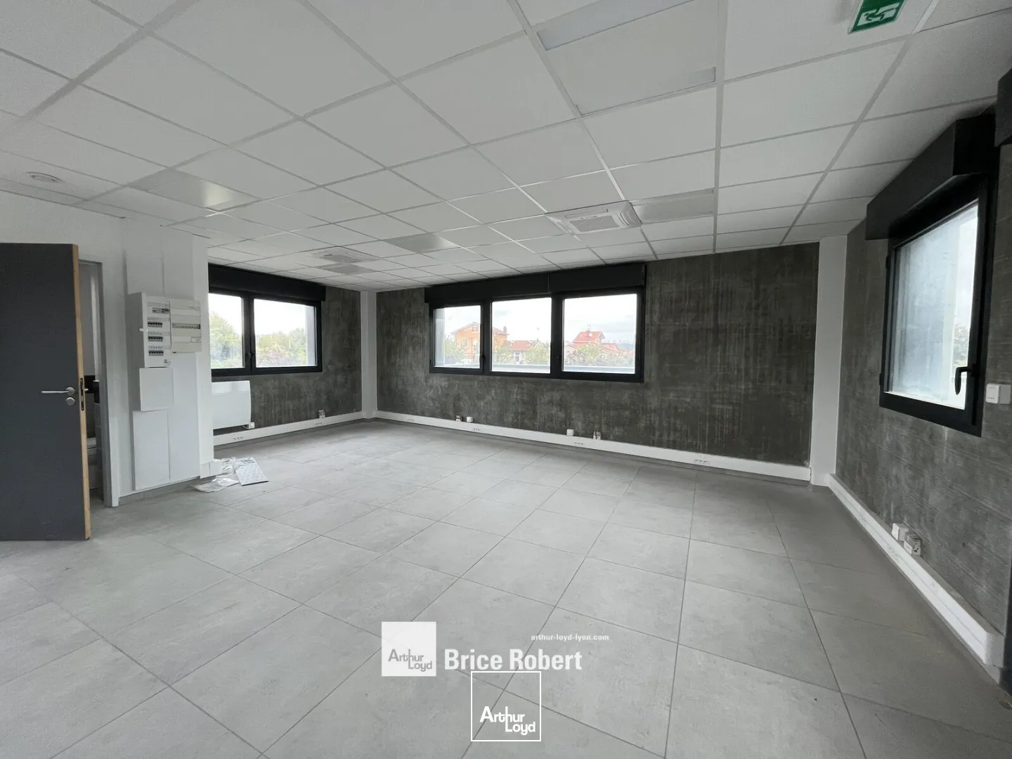 Locaux d'activité & Entrepôts - Location - VILLEURBANNE - 69100 - 197-197 - 7661963