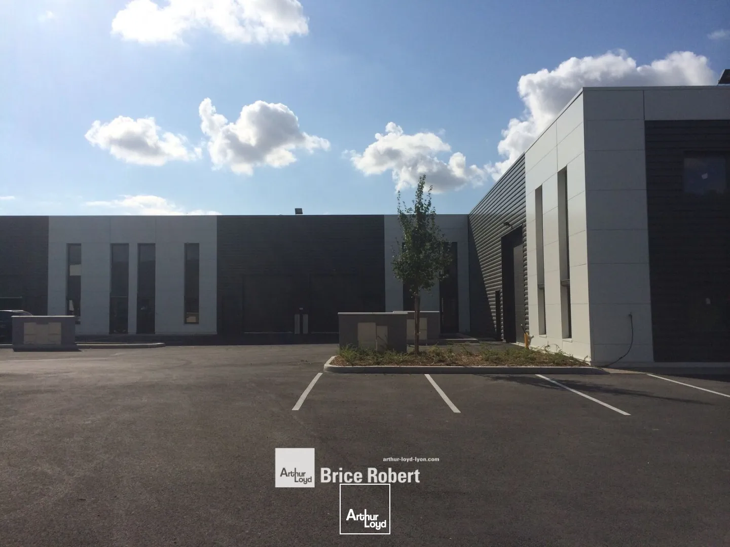 Locaux d'activité & Entrepôts - Location - CHASSIEU - 69680 - 600-600 - 7661973