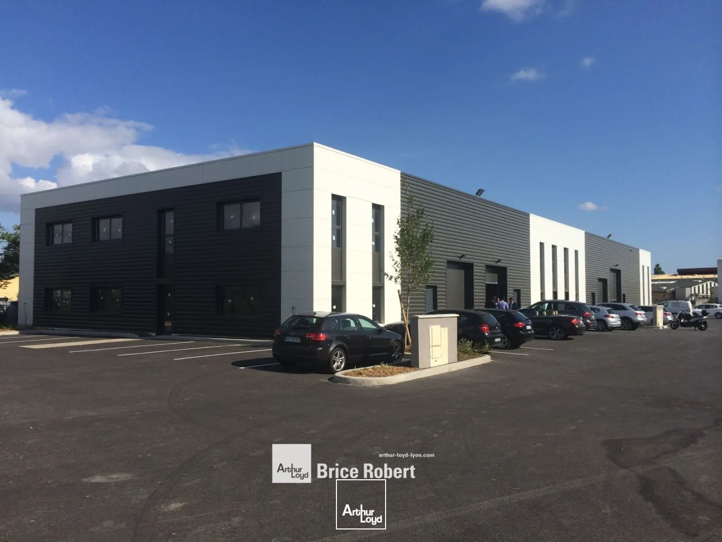 Locaux d'activité & Entrepôts - Location - CHASSIEU - 69680 - 600-600 - 7661971