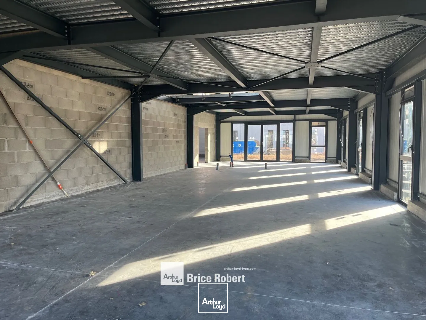 Locaux d'activité & Entrepôts - Vente - GENAS - 69740 - 2769-2769 - 7662021