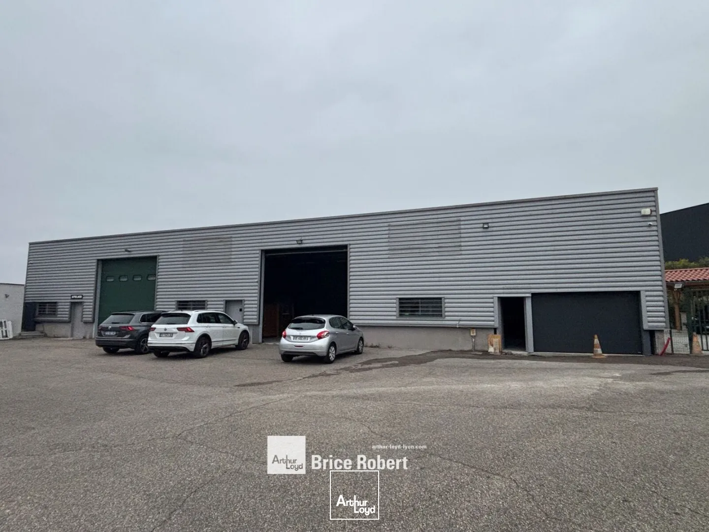 Locaux d'activité & Entrepôts - Location - TALUYERS - 69440 - 375-375 - 7662031