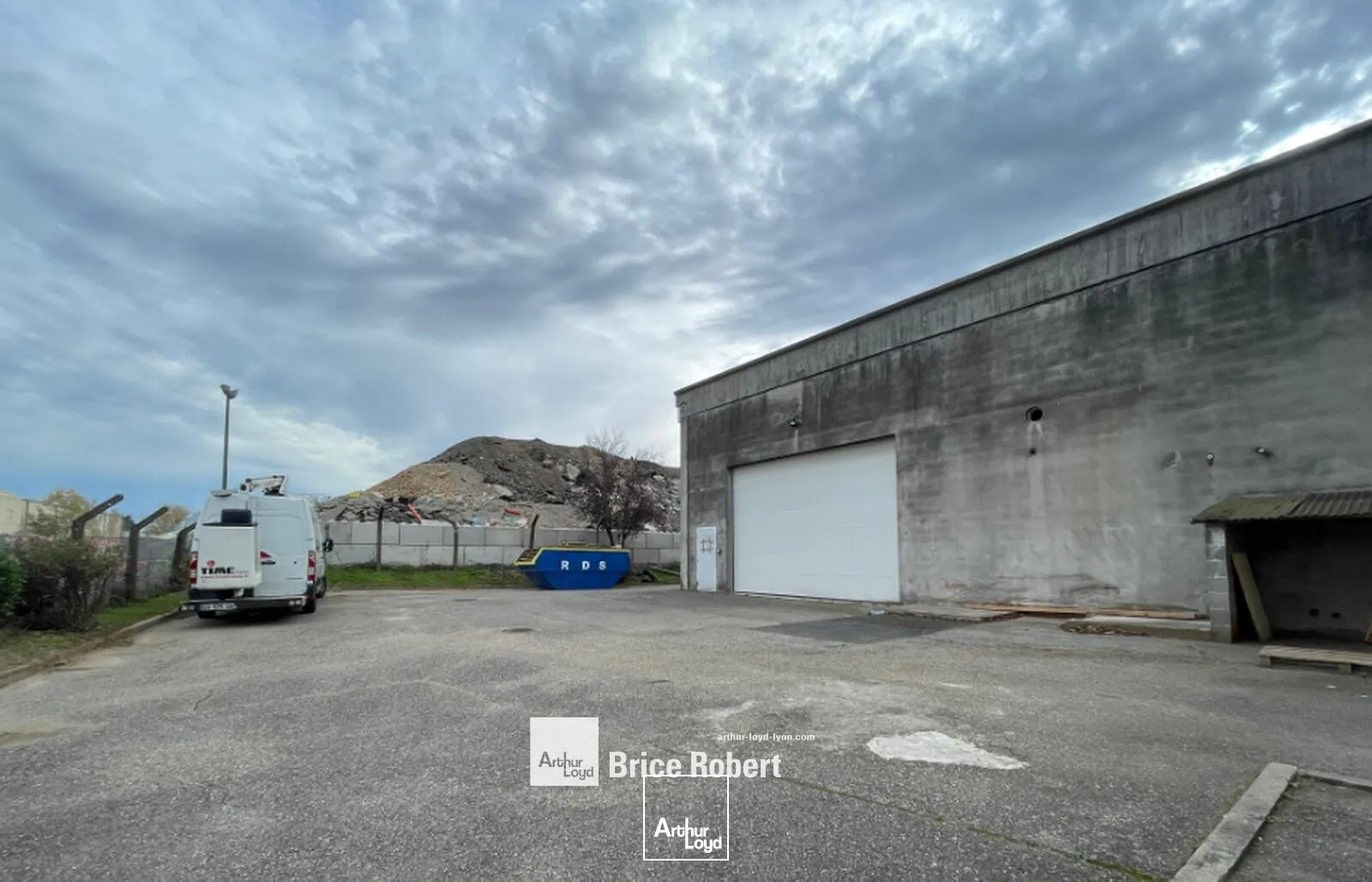 Locaux d'activité & Entrepôts - Location - CHASSIEU - 69680 - 806-806 - 7662046