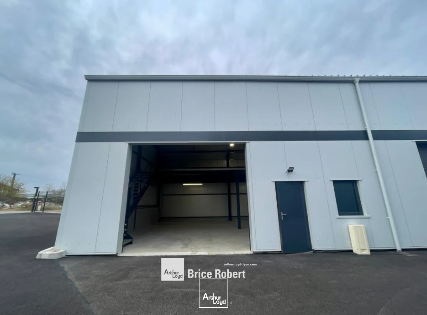 Locaux d'activité & Entrepôts - Location - CHAVANOZ - 38230 - 138.5-138.5 - 7662077