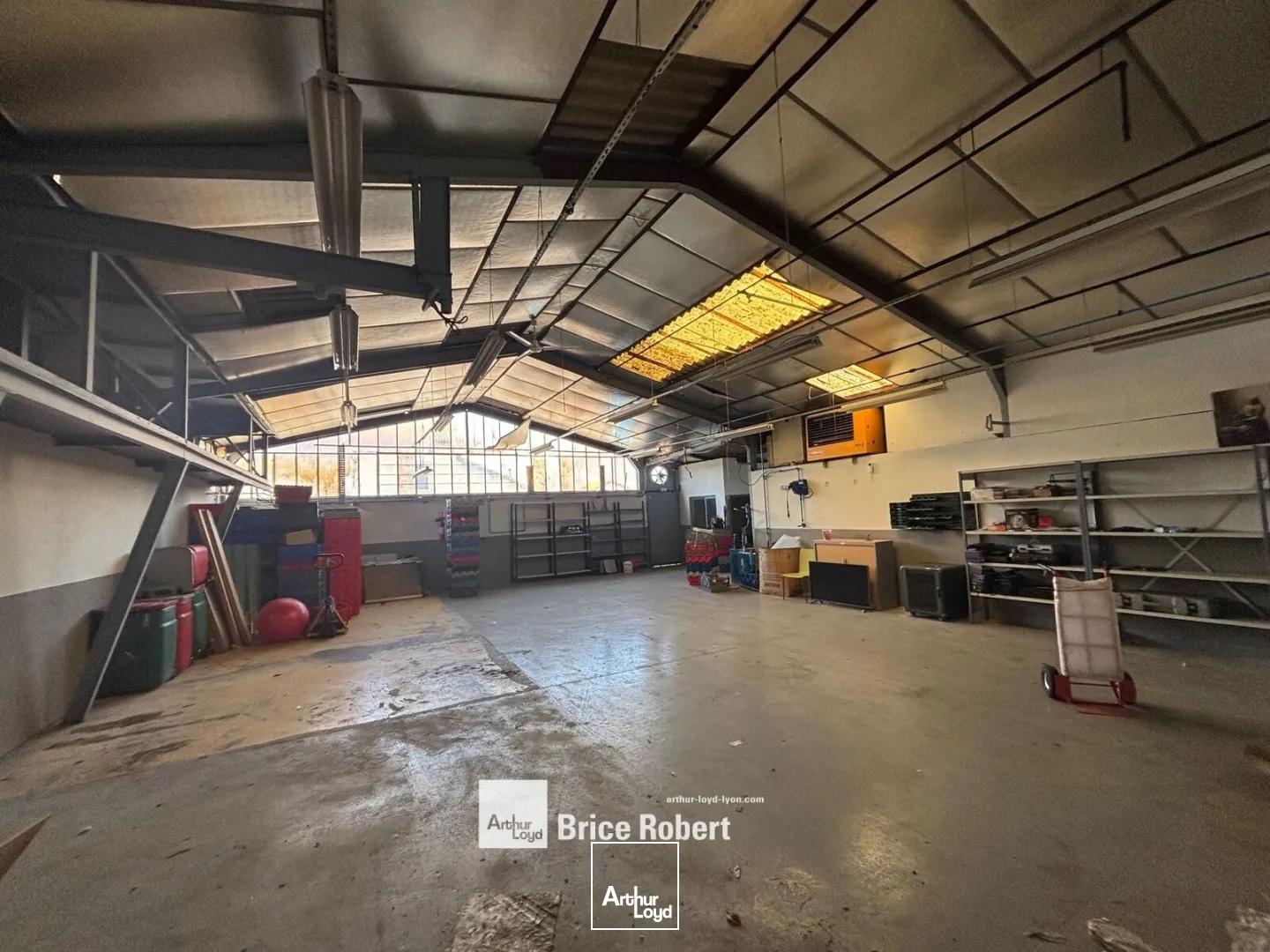 Locaux d'activité & Entrepôts - Location - VAULX EN VELIN - 69120 - 480-480 - 7662097